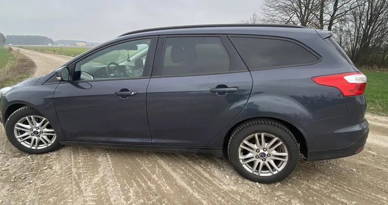 łódzkie Ford Focus cena 32000 przebieg: 193000, rok produkcji 2014 z Dziwnów